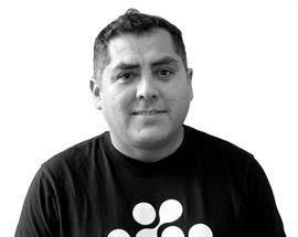 Federico Tapia Guevara, Kontorsservicemedarbetare